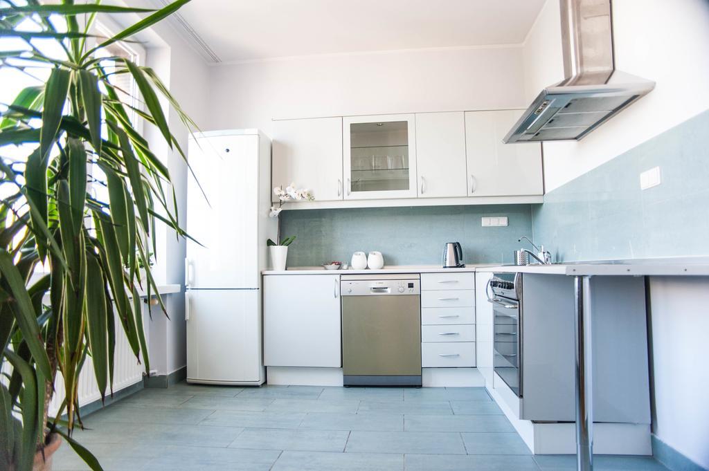 Bed and Breakfast Okay House Краков Экстерьер фото