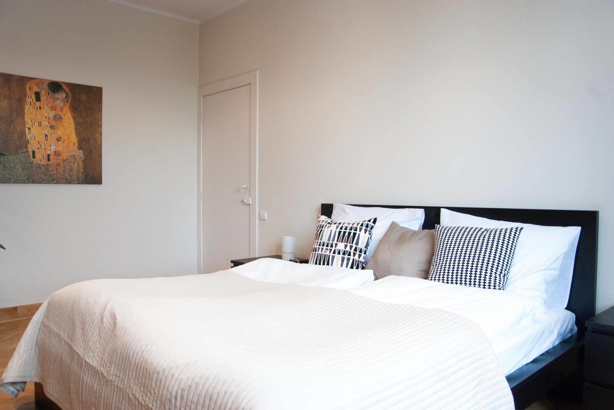 Bed and Breakfast Okay House Краков Экстерьер фото